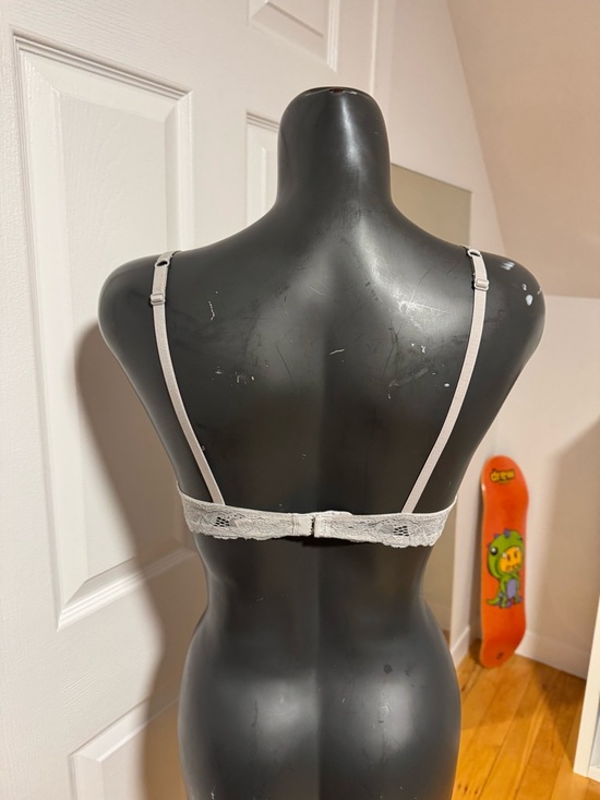 bra - Picture 4 of 4